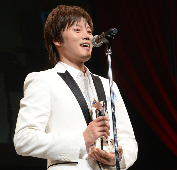 9ogDahwx5Vzbf_G1461718819_1461718859