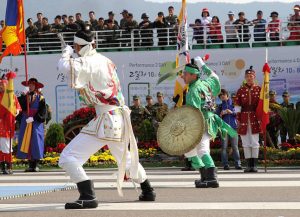 TgSIFj4axUy5X2b1463110201_1463110263