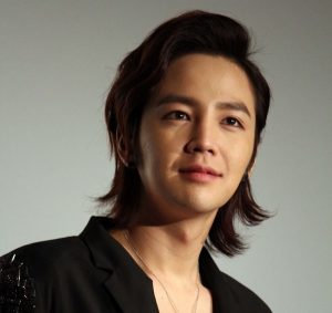 WMjydLcv0qso9BR1498726639_1498726747